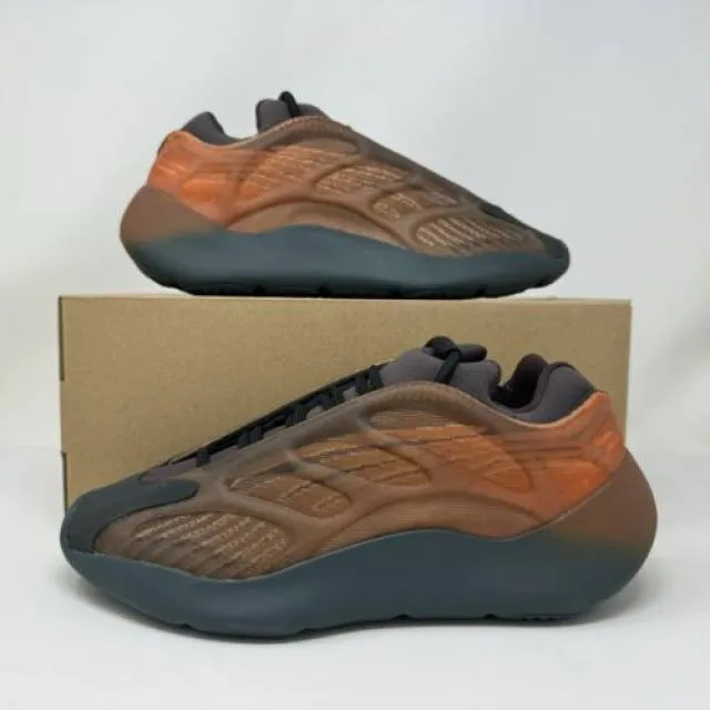 Adidas yeezy 700 v3 copper fade black brown men's size 8 women's size 9.5 gy4109