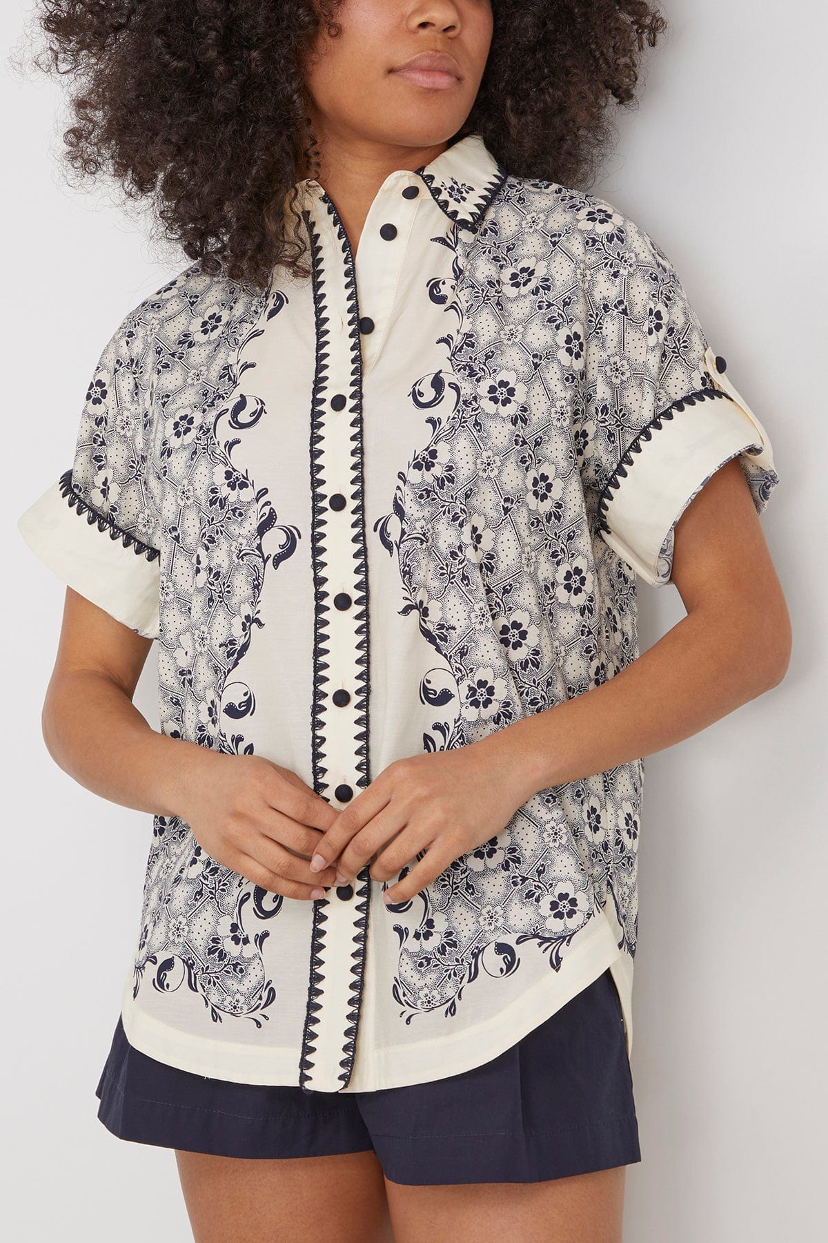 Airlie Shirt in Navy/Cream