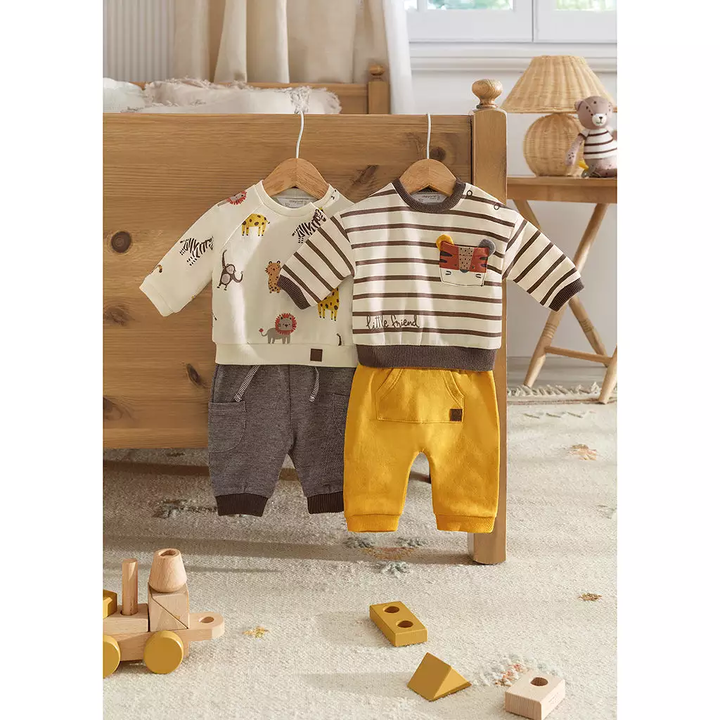 Beige Animal Graphic Dual Outfit Set