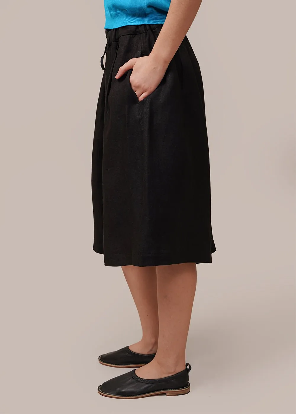 Black Linen Maxi Bermuda Shorts