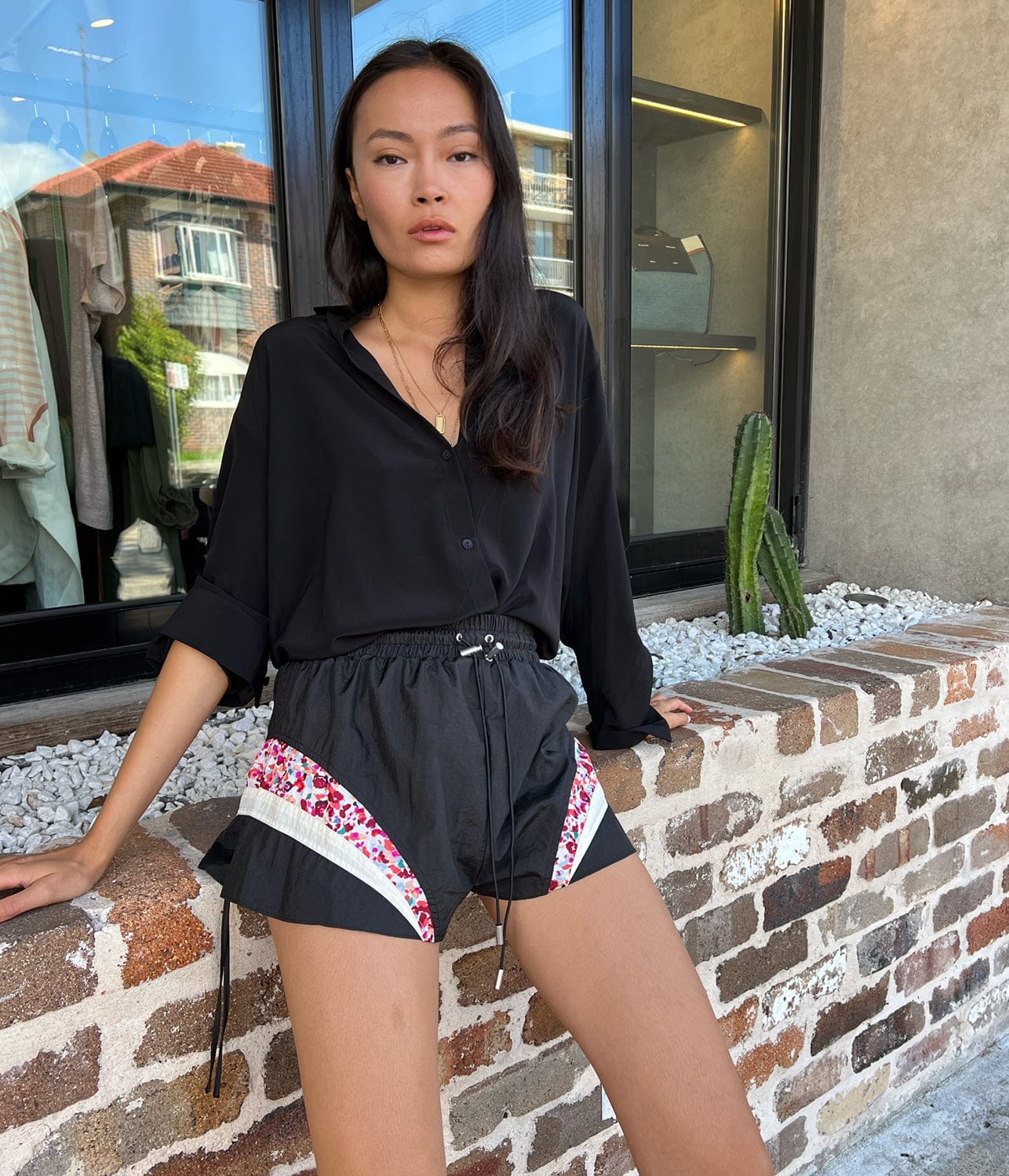 DEYENE SHORTS- BLACK