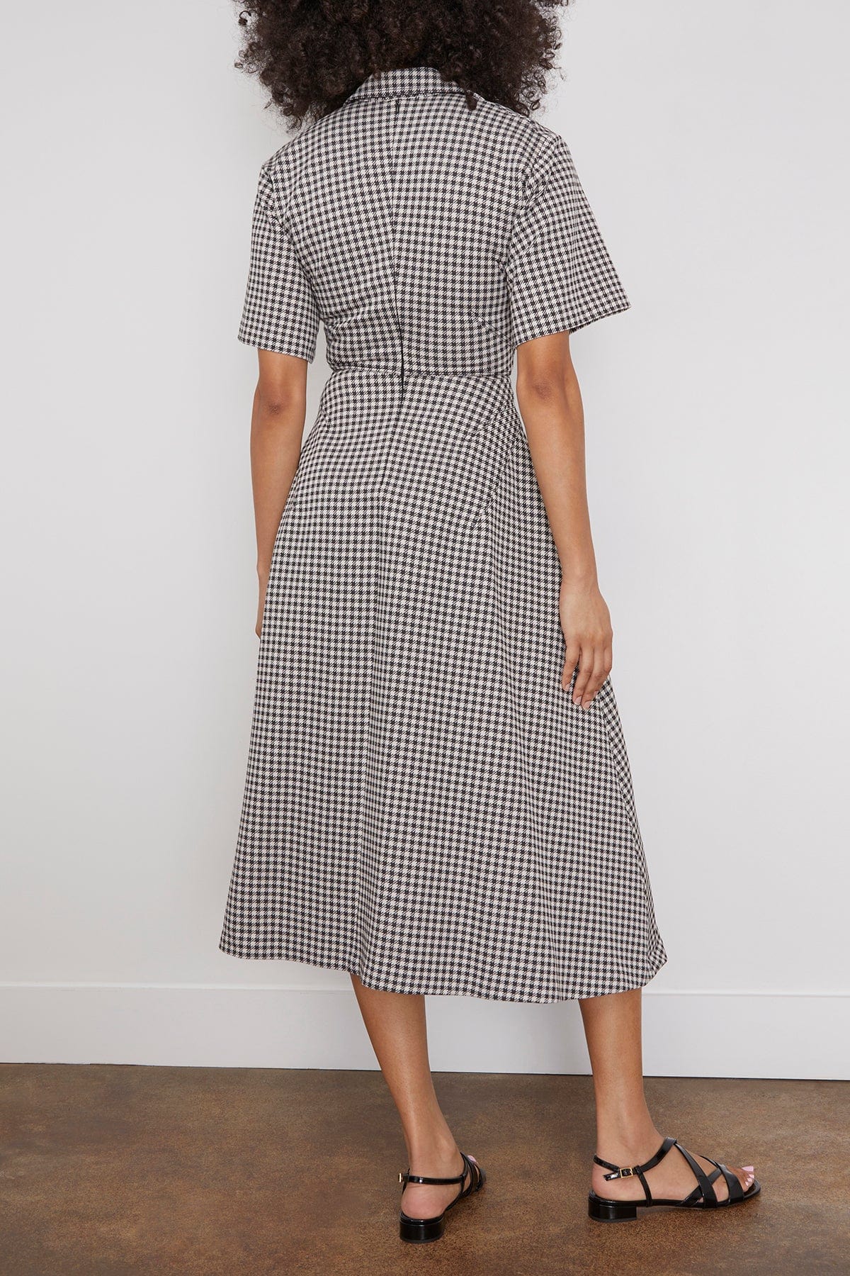 Gingham Darted Short Sleeve Shirtdress in Black/Ivory