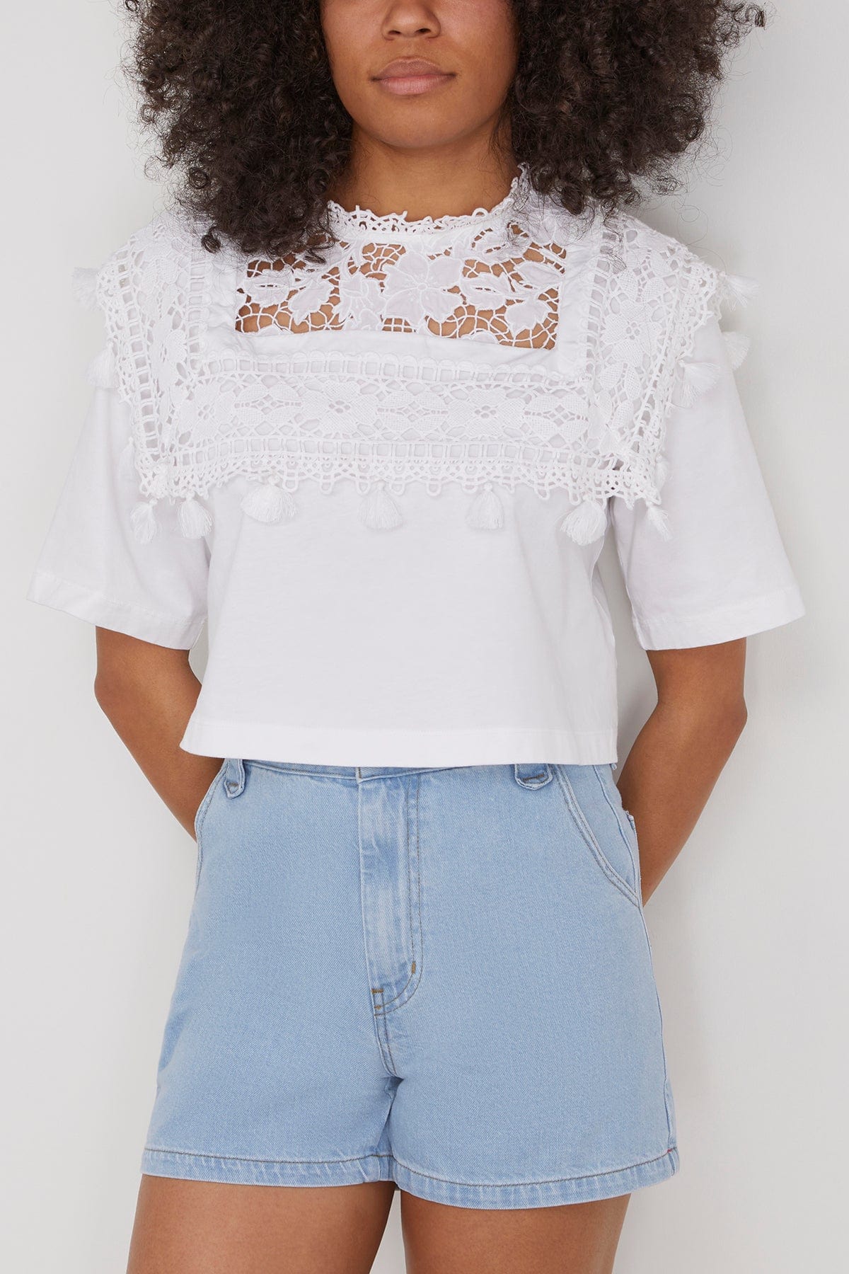 Joah Embroidery T-Shirt in White