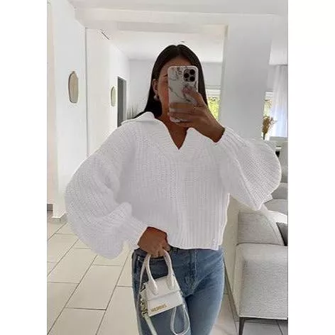 Knitted V-Neck Long Sleeve Top