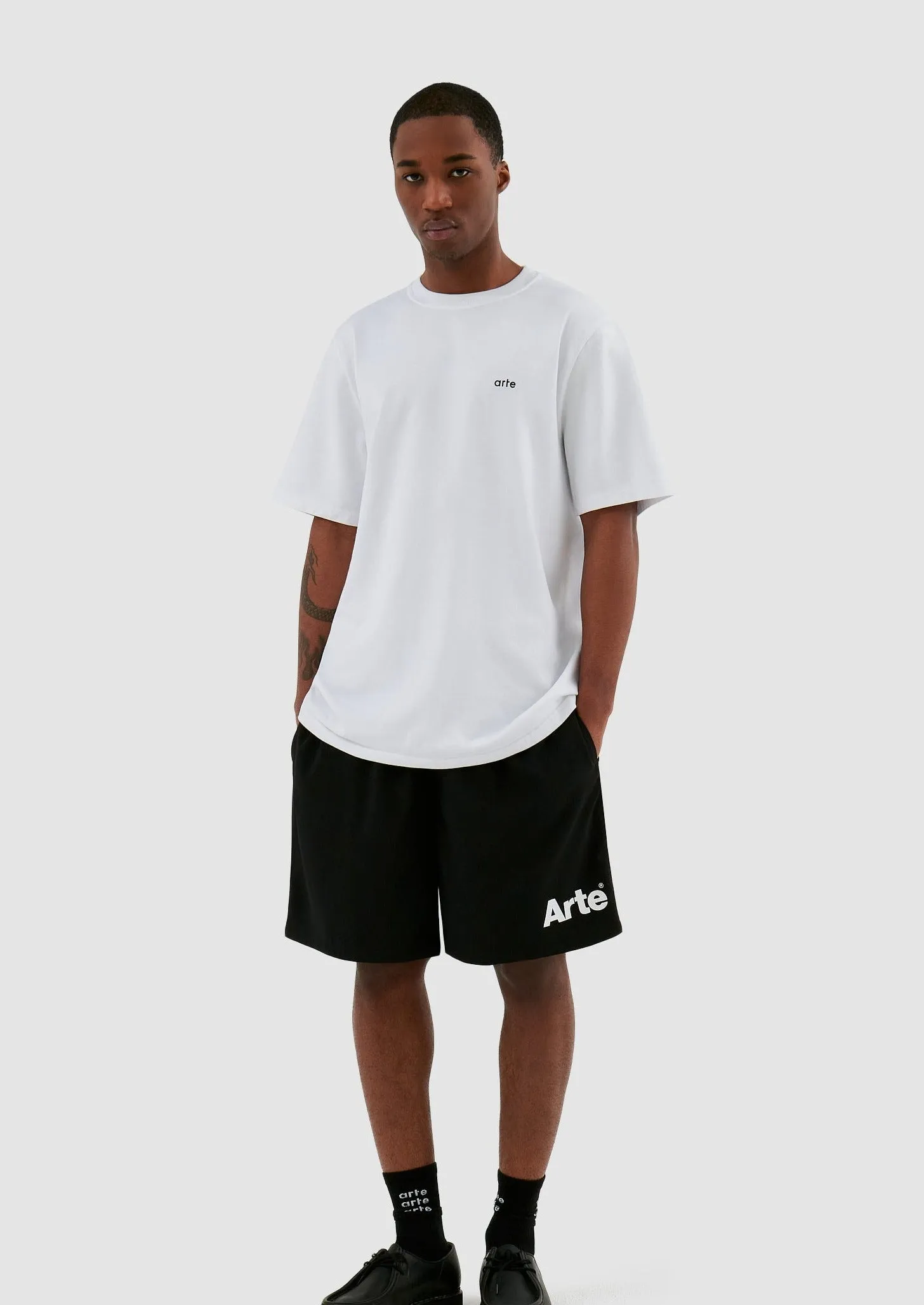 SAMUEL LOGO SHORTS BLACK