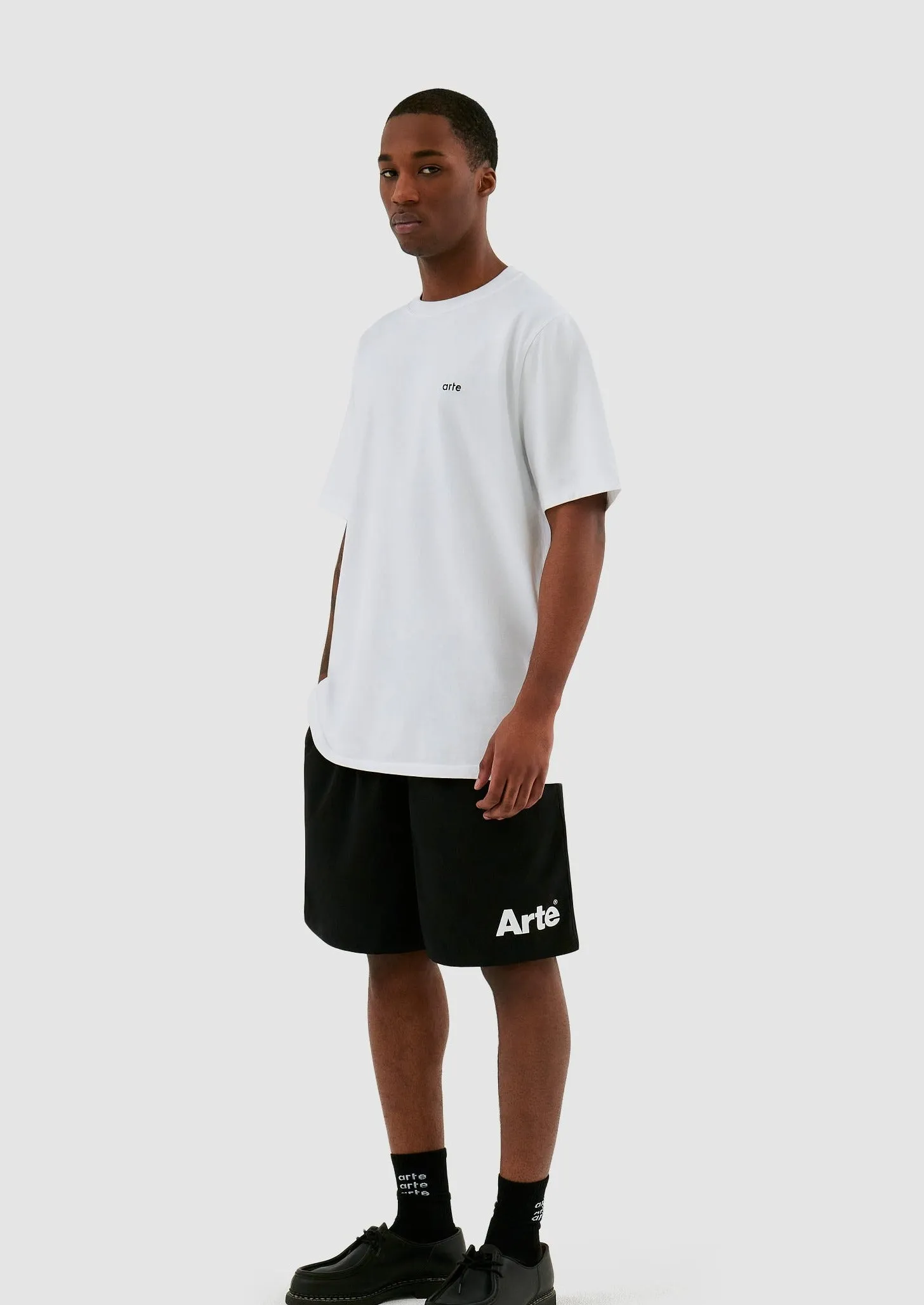 SAMUEL LOGO SHORTS BLACK