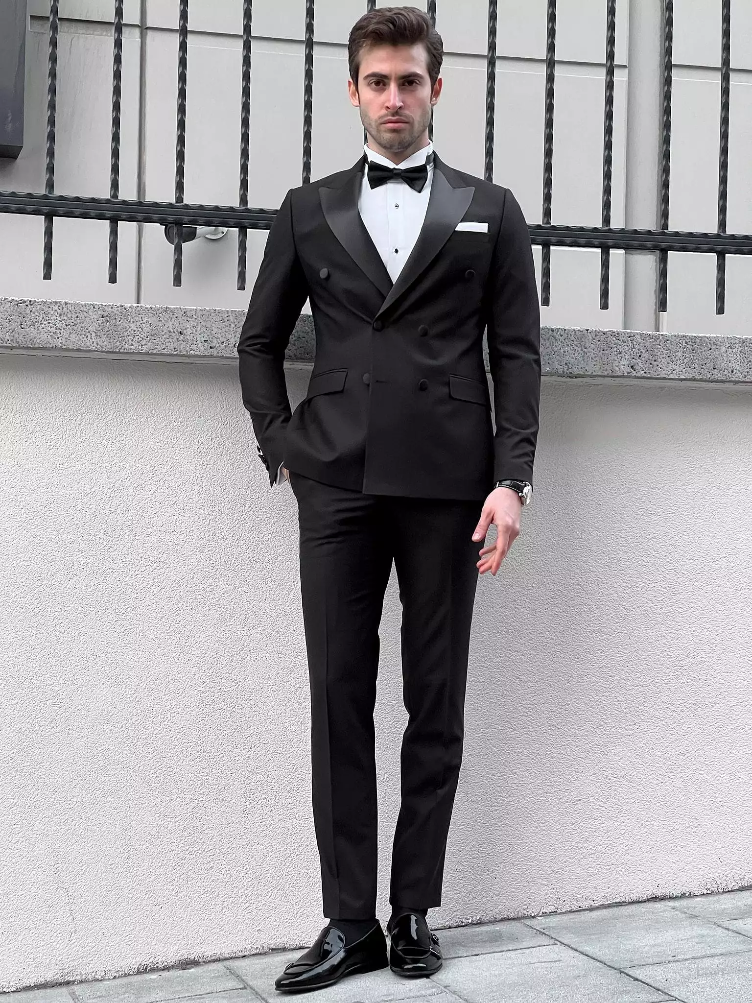 Slim Fit Pointed Collar Double Breasted Black Tuxedo