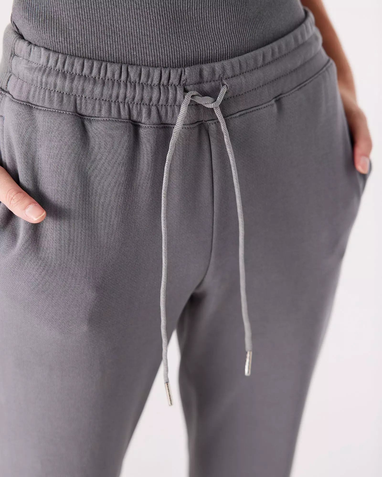 SPORTS TRACK PANT - ULTIMATE GREY