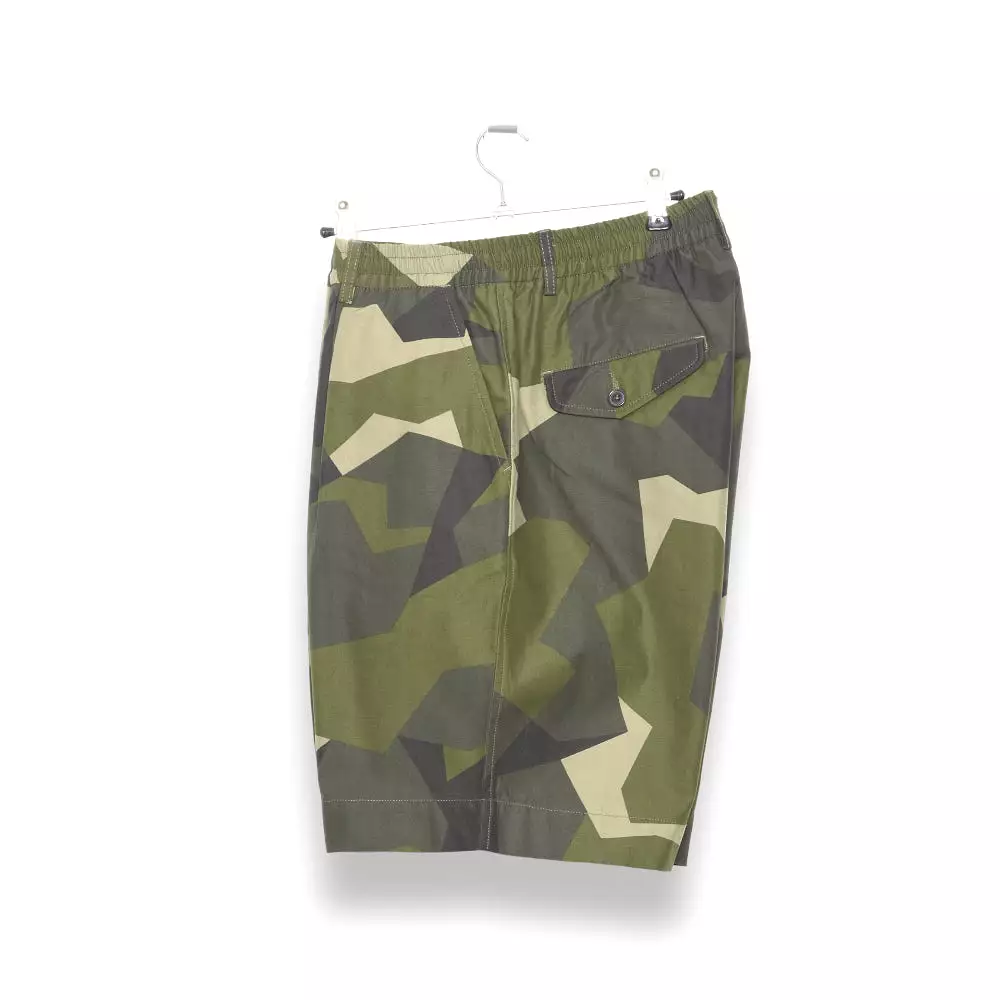 Universal Works Pleated Track Short swedish camo print camo 28151