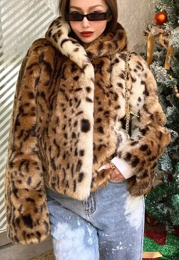 Winter Short Thick Warm Leopard Print Faux Fur Coat Women with Hood